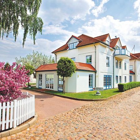 Hotel Ingeborg Waren  Eksteriør billede