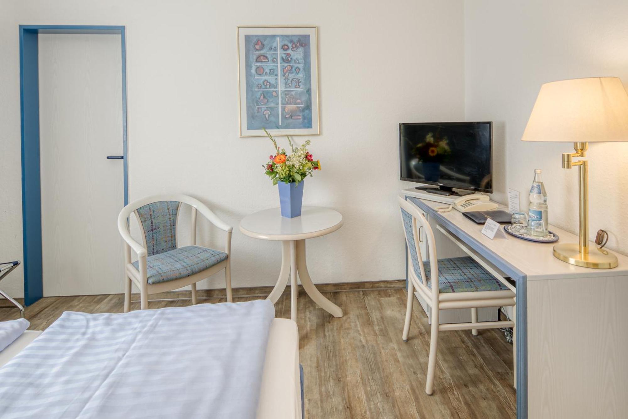 Hotel Ingeborg Waren  Eksteriør billede