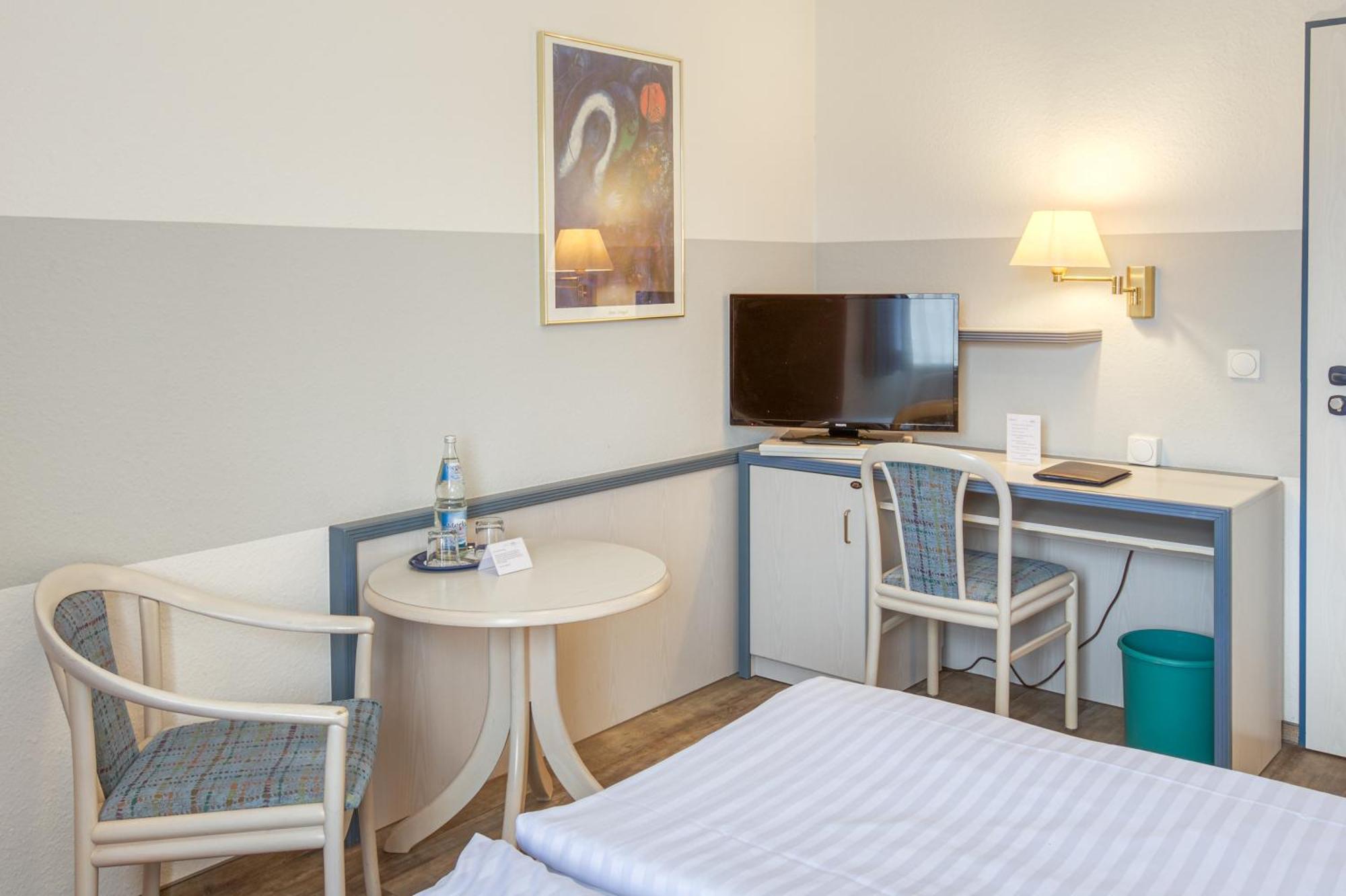 Hotel Ingeborg Waren  Eksteriør billede