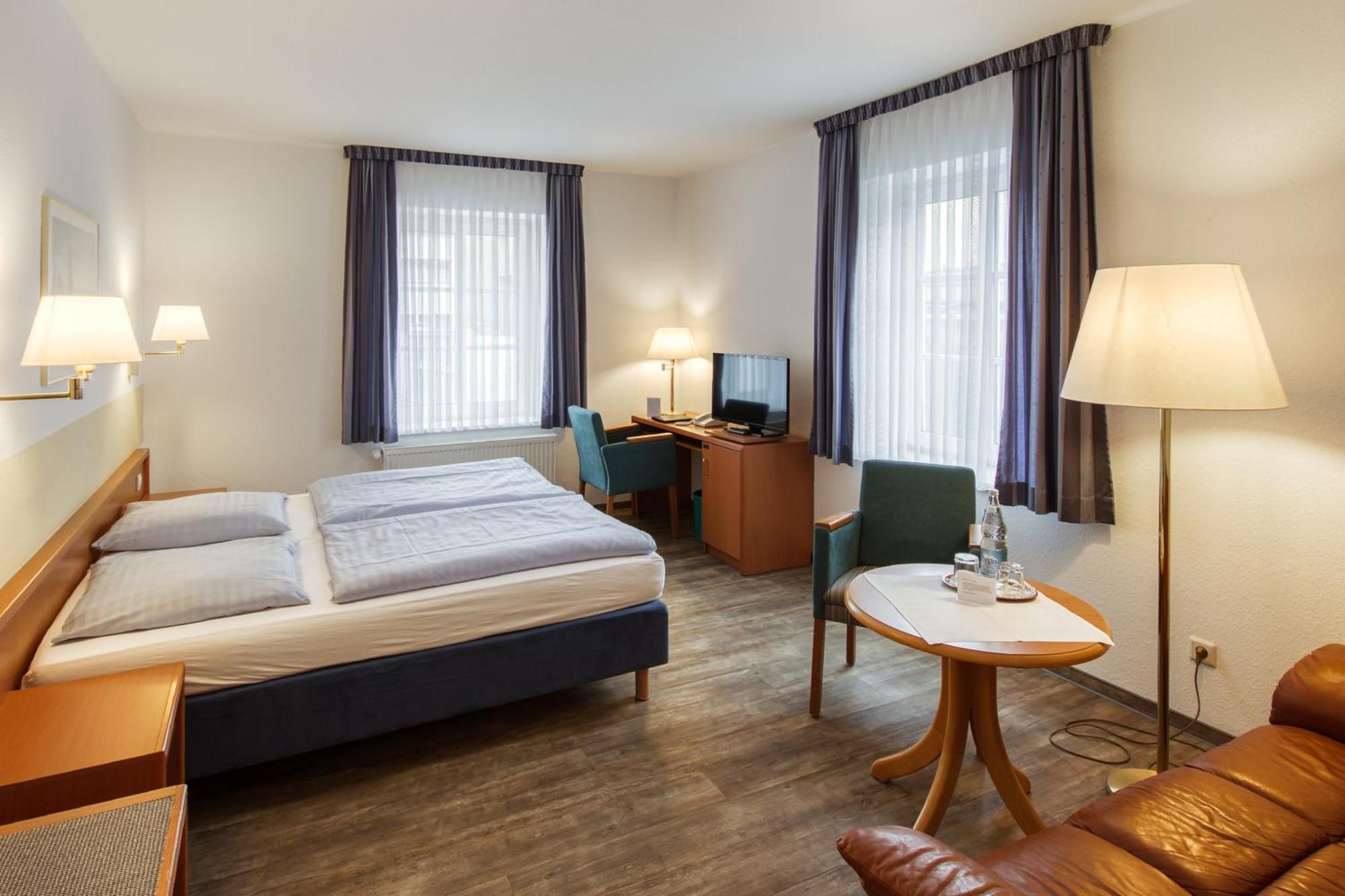 Hotel Ingeborg Waren  Eksteriør billede