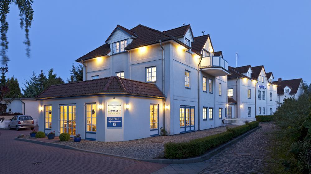 Hotel Ingeborg Waren  Eksteriør billede