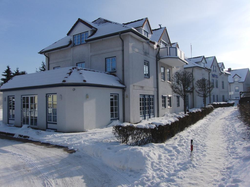 Hotel Ingeborg Waren  Eksteriør billede