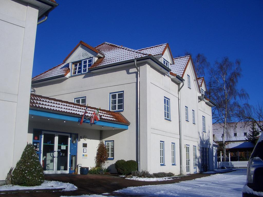 Hotel Ingeborg Waren  Eksteriør billede