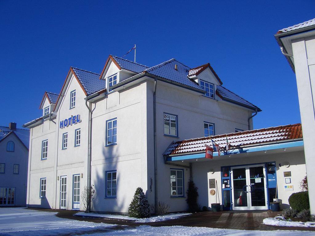 Hotel Ingeborg Waren  Eksteriør billede